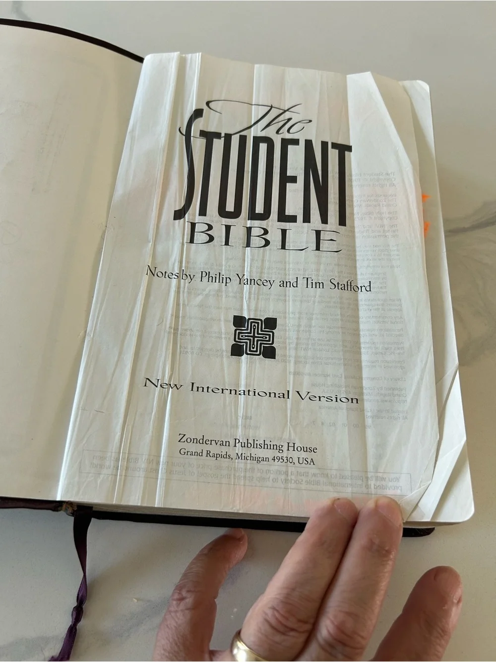 The Student Bible - New International Version Leather Hardcover (Zondervan)